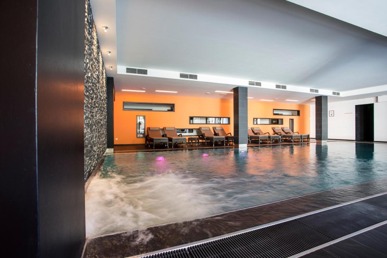 Hotel Monika Sexten Esterno foto The spa at the Hotel de la Poste